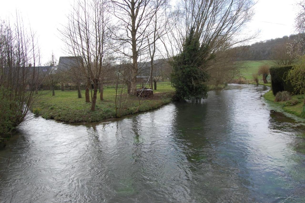 Le Petit Gite De La Varenne Saint-Hellier Exterior foto